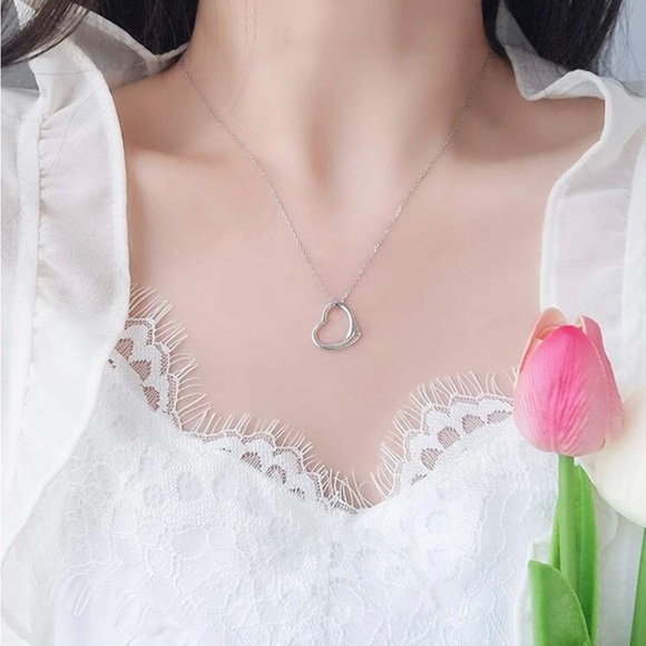 925 Sterling Silver floating heart Charm Pendant Slide Necklace gift for ladies - Picture 6 of 8